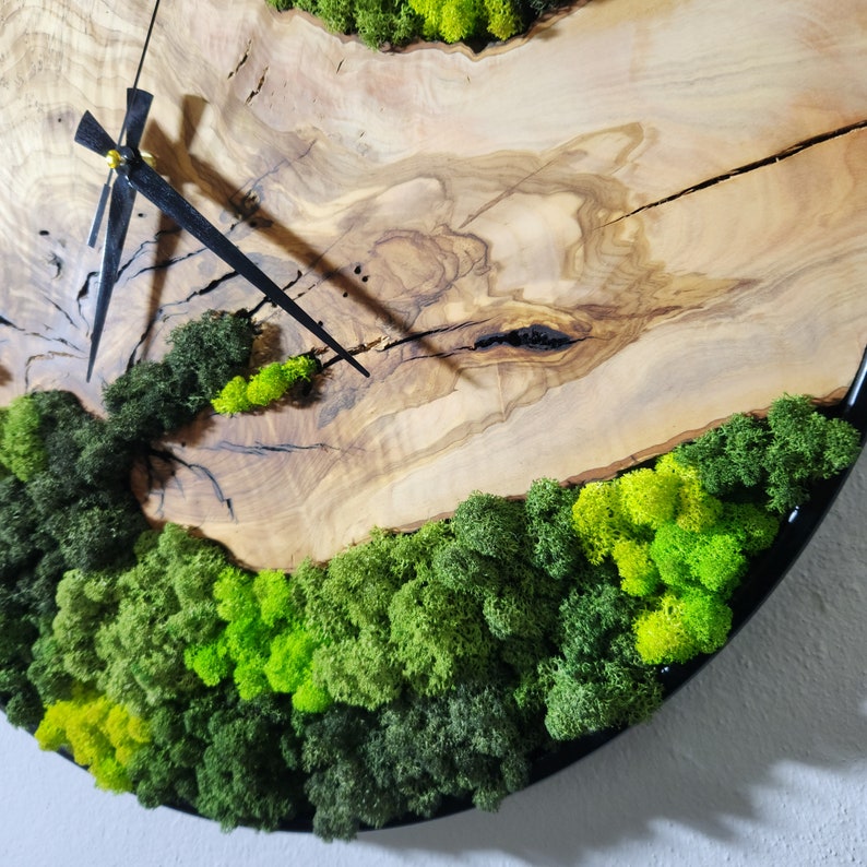 Custom Moss Olive Wood Wall Clock, Metal and Olive Wooden Wall Clock, Olive Wooden Wall Clock & Moss Wall Art, Preserved Stabilized Moss BlackSeaResinWorks